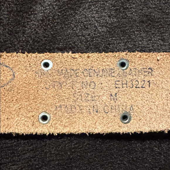 Beautiful Ed Hardy Floral Purple Leather Belt with Gold Studs - Picture 8 of 12